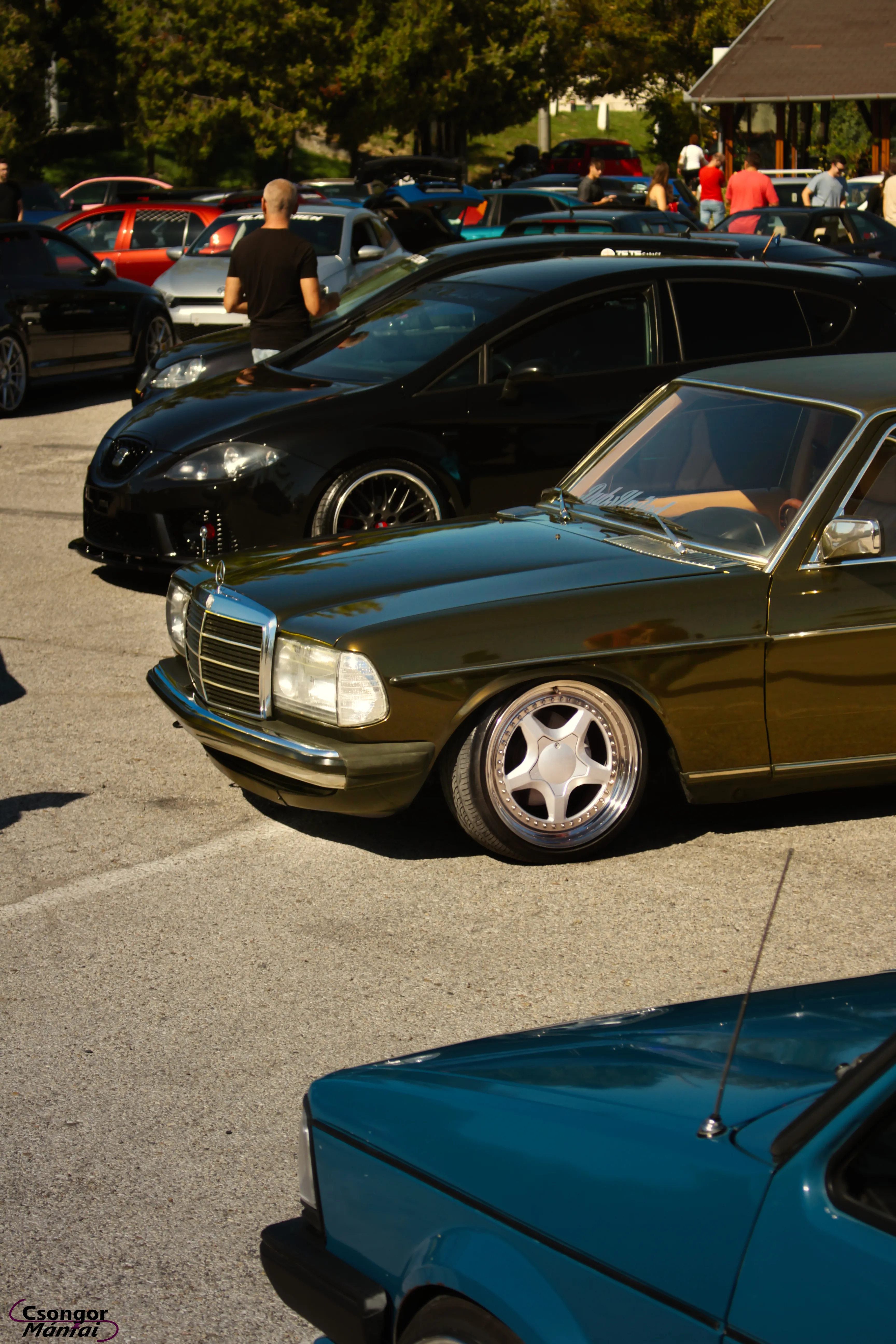 Mercedes-Benz Detail Shot 16