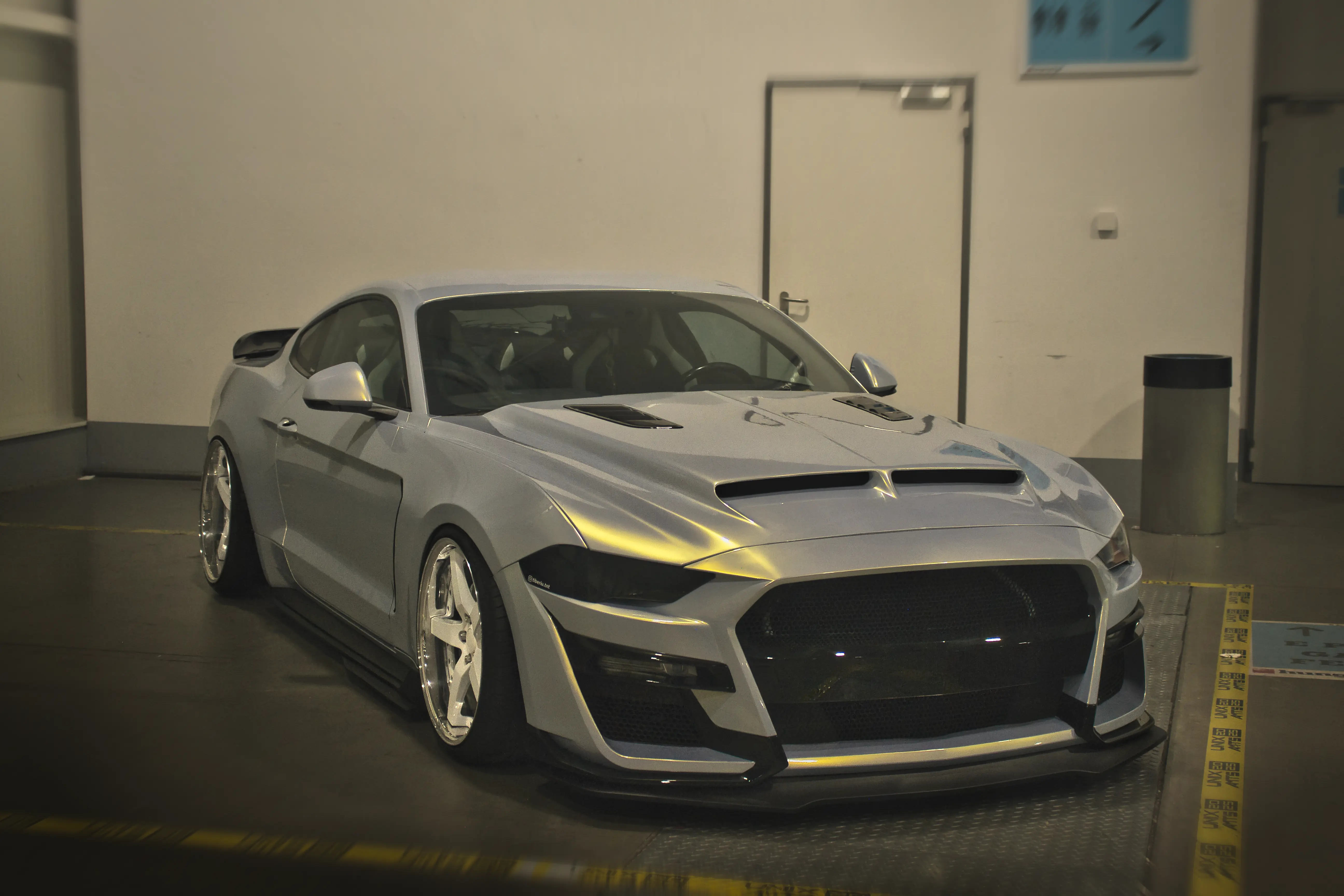 AMTS Mustang 10